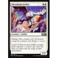 Silverbeak Griffin (Magic 2019 Core Set)
